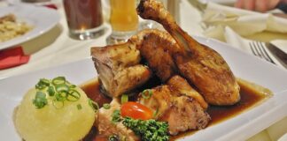 Czy można zrobić kluski lane bez jajka?